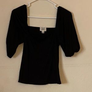 PST Los Angeles - Romantic Top